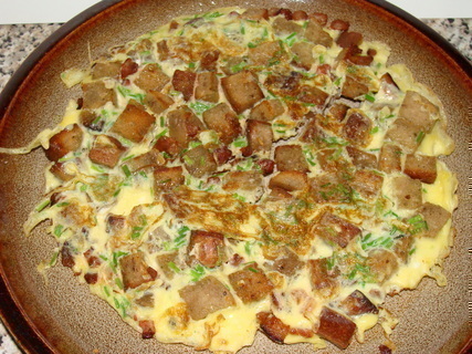 FOTKA - Vajen omeleta s opeenm chlebem