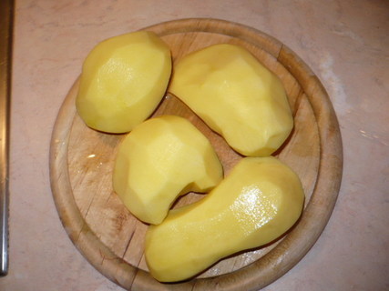 FOTKA - Bramborov gul s paprikovou klobsou