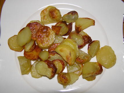 FOTKA - Peen brambory s grilovacm koenm