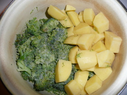 FOTKA - Vaen brokolice s bramborem