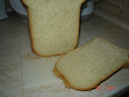 FOTKA - Bl toastov chlb z pekrny