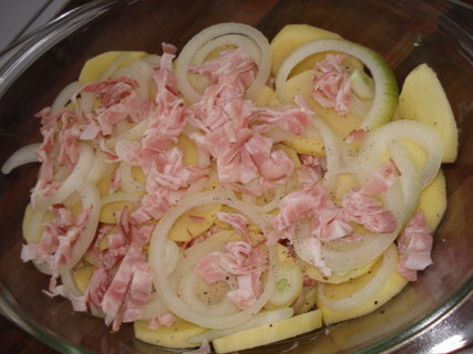 FOTKA - Zapeen brambory s cibul