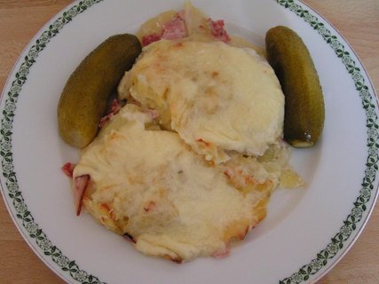 FOTKA - Krlovsk zapkan brambory se unkou a prkem 