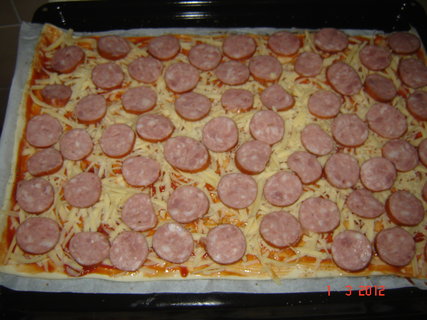 FOTKA - Rychl pizza z dostupnch surovin
