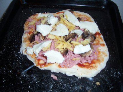 FOTKA - unkov pizza z kynutho tsta