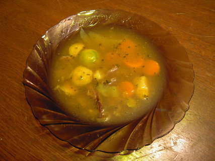 FOTKA - Zeleninov polvka s kuecmi kousky