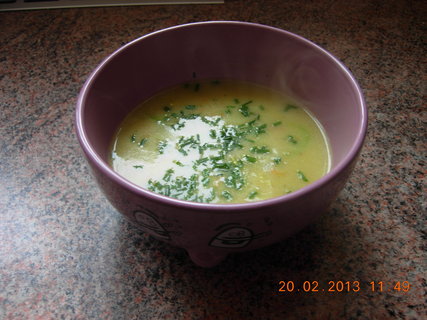 FOTKA - Zeleninov polvka ze zbyl bramborov kae