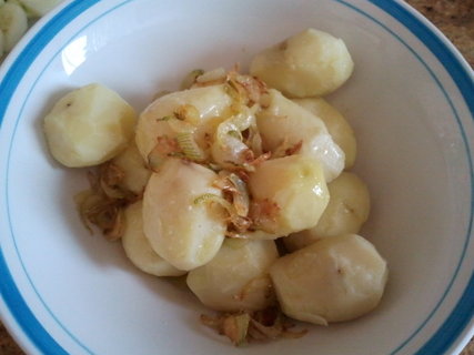 FOTKA - ouchan brambory s prkem