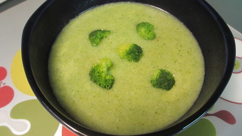 FOTKA - Brokolicov polvka se lehakou
