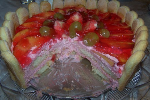 FOTKA - Nepeen dort s ovocem a el