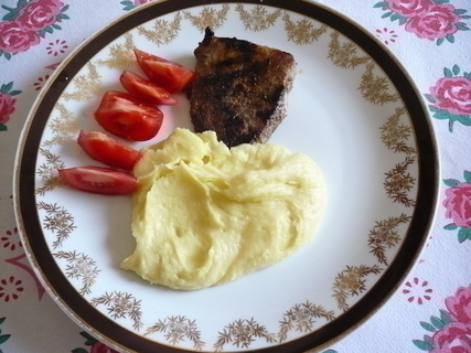 FOTKA - Hovz steak s bramborovou ka Hellmanns