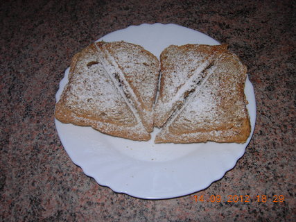 FOTKA - Toasty s nutelou a bannem