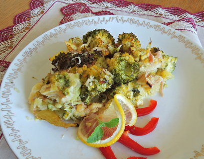 FOTKA - Zapkan brokolice s brambory, vejci a srem