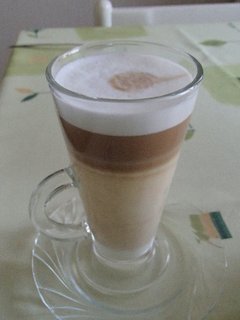 FOTKA - Kvov npoj: caf latt