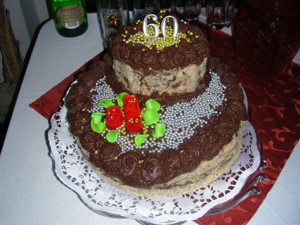 FOTKA - okoldov slavnostn dort