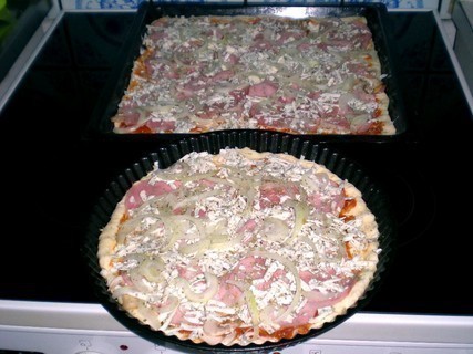 FOTKA - Cibulov pizza s kari