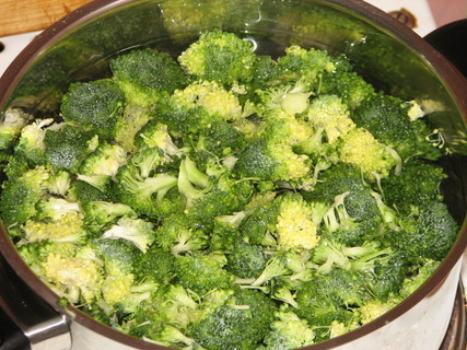 FOTKA - Brokolicov polvka s kukuic a syrovou mrkv