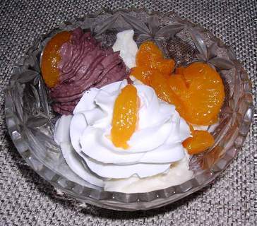 FOTKA - Smetanov zmrzlina s ovocem
