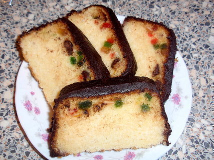 FOTKA - Biskupsk chlebek s rozinkami