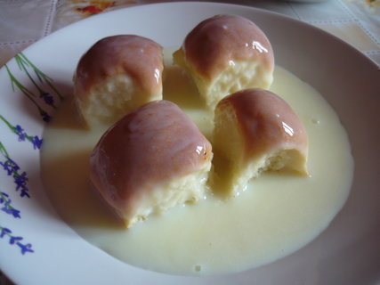 FOTKA - Buchtiky s vanilkovm krmem