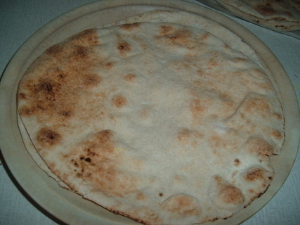 FOTKA - Masovo-zeleninov sms v libanonskm chlebu