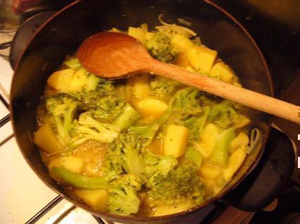 FOTKA - Koenn brokolice na kari