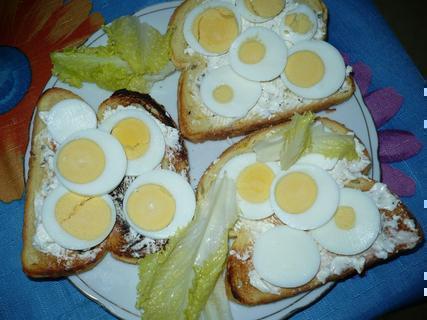 FOTKA - Toasty s pomaznkou a vejci