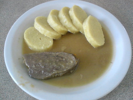 FOTKA - Hov�z� pl�tky ve vlastn� ���v�