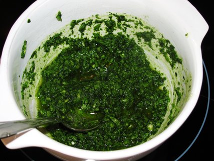 FOTKA - Domc bazalkov pesto