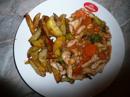 FOTKA - Vepov nudliky se sterilovanou nskou zeleninou