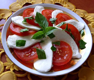 FOTKA - Mozzarella s rajaty