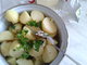 Nov brambory s cibul a petrelkou
