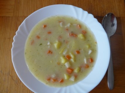 FOTKA - Zeleninov polvka s vajenou jkou