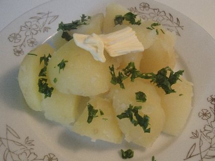 FOTKA - Nov brambory s ochucenm mslem