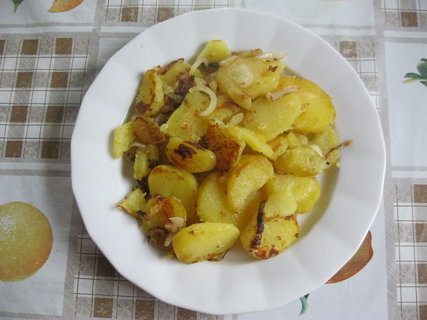 FOTKA - Bylinkov brambory - restovan
