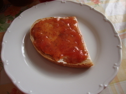 FOTKA - Jahodov marmelda s kousky jahod