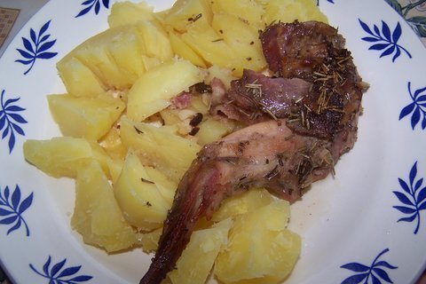 FOTKA - Krlk na esneku a pivu