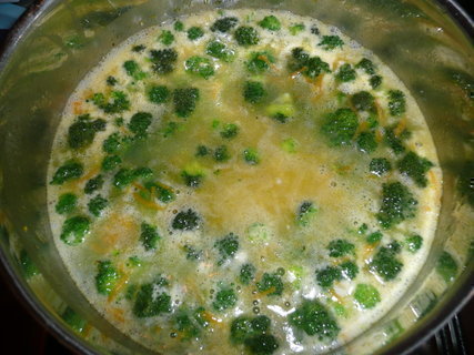 FOTKA - Brokolicov polvka se smetanou