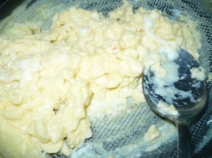 FOTKA - Dietn mchan vejce s mlkem
